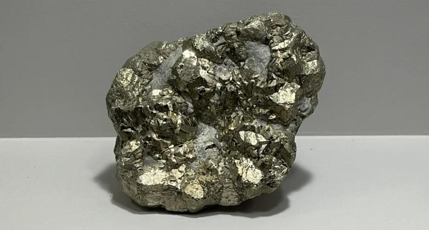 Pyrite characteristics and uses and mineral processing